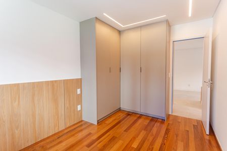 Apartamento para alugar com 72m², 2 quartos e 2 vagas Apartamento para alugar com 72m², 2 quartos e 2 vagasSuíte 1