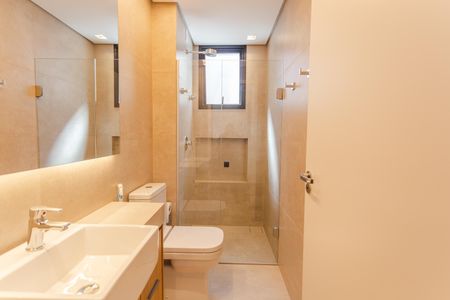 Apartamento para alugar com 72m², 2 quartos e 2 vagas Apartamento para alugar com 72m², 2 quartos e 2 vagasBanheiro da Suíte 1