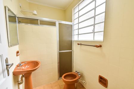 Casa à venda com 80m², 2 quartos e sem vaga Casa à venda com 80m², 2 quartos e sem vagaBanheiro