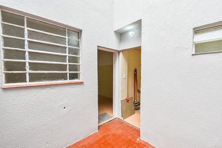 Casa à venda com 80m², 2 quartos e sem vaga Casa à venda com 80m², 2 quartos e sem vagaQuintal