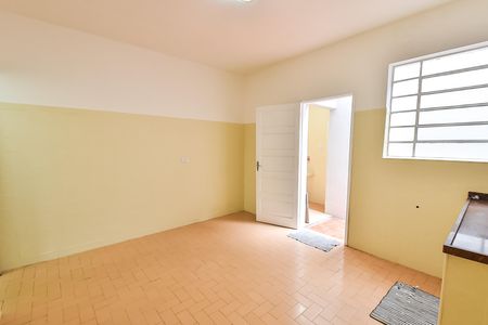 Casa à venda com 80m², 2 quartos e sem vaga Casa à venda com 80m², 2 quartos e sem vagaCozinha