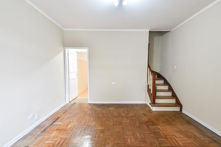 Casa à venda com 80m², 2 quartos e sem vaga Casa à venda com 80m², 2 quartos e sem vagaSala