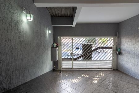 Casa à venda com 120m², 3 quartos e 2 vagas Casa à venda com 120m², 3 quartos e 2 vagasGaragem