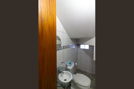 Casa à venda com 120m², 3 quartos e 2 vagas Casa à venda com 120m², 3 quartos e 2 vagasLavabo