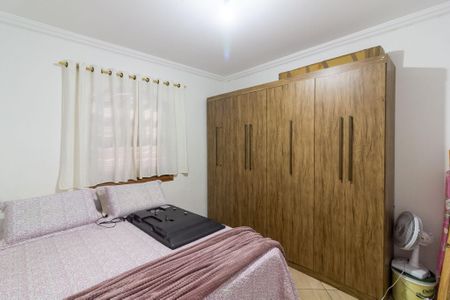 Casa à venda com 120m², 3 quartos e 2 vagas Casa à venda com 120m², 3 quartos e 2 vagasQuarto 3