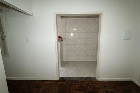 Sala de apartamento à venda com 1 quarto, 33m² em Vila Ipiranga, Porto Alegre