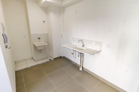 Apartamento para alugar com 33m², 2 quartos e sem vaga Apartamento para alugar com 33m², 2 quartos e sem vagaCozinha e Área de Serviço