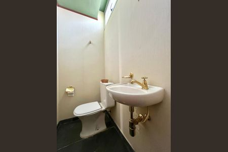 Apartamento para alugar com 200m², 3 quartos e 1 vagaLavabo