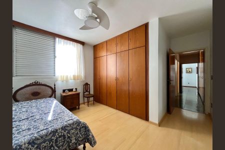 Apartamento para alugar com 200m², 3 quartos e 1 vagaSuíte