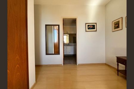 Apartamento para alugar com 200m², 3 quartos e 1 vagaSuíte