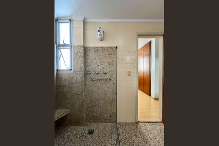Apartamento para alugar com 200m², 3 quartos e 1 vagaBanheiro da Suíte