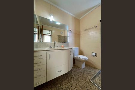Apartamento para alugar com 200m², 3 quartos e 1 vagaBanheiro da Suíte
