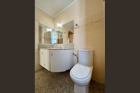 Apartamento para alugar com 200m², 3 quartos e 1 vagaBanheiro da Suíte