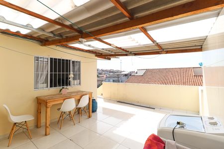 Casa para alugar com 85m², 2 quartos e 1 vaga