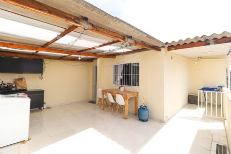Casa para alugar com 85m², 2 quartos e 1 vaga