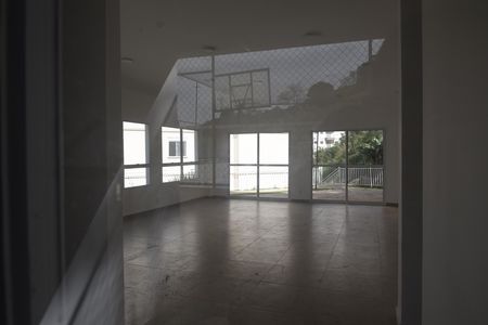 Apartamento para alugar com 47m², 2 quartos e sem vagaÁrea comum - Salão de festas