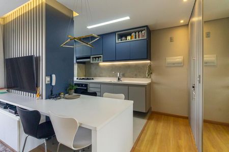 Apartamento à venda com 52m², 2 quartos e 1 vaga Apartamento à venda com 52m², 2 quartos e 1 vagaCozinha e Área de Serviço