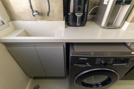 Apartamento à venda com 52m², 2 quartos e 1 vaga Apartamento à venda com 52m², 2 quartos e 1 vagaCozinha e Área de Serviço