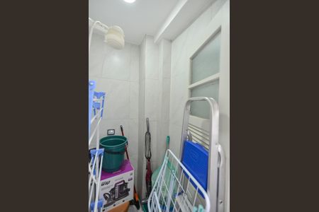 Apartamento à venda com 51m², 1 quarto e 1 vaga Apartamento à venda com 51m², 1 quarto e 1 vagaBanheiro de Serviço