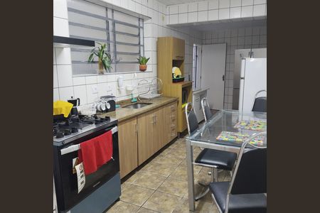 Casa à venda com 170m², 3 quartos e 1 vaga Casa à venda com 170m², 3 quartos e 1 vagaCozinha