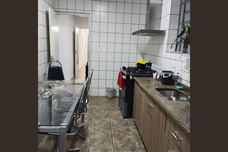 Casa à venda com 170m², 3 quartos e 1 vaga Casa à venda com 170m², 3 quartos e 1 vagaCozinha