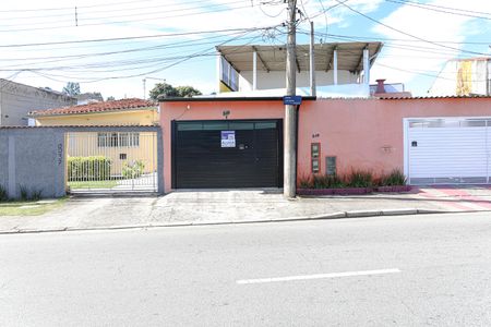 Casa para alugar com 110m², 2 quartos e 1 vagaFachada