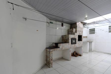 Casa para alugar com 110m², 2 quartos e 1 vagaÁrea de Serviço