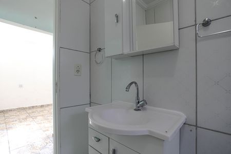 Casa para alugar com 110m², 2 quartos e 1 vagaBanheiro