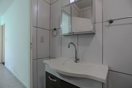 Casa para alugar com 110m², 2 quartos e 1 vagaBanheiro - Quarto 1 - Suíte