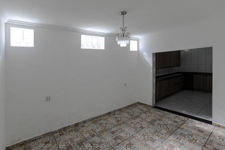 Casa para alugar com 110m², 2 quartos e 1 vagaSala