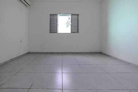 Casa para alugar com 110m², 2 quartos e 1 vagaQuarto 1 - Suíte
