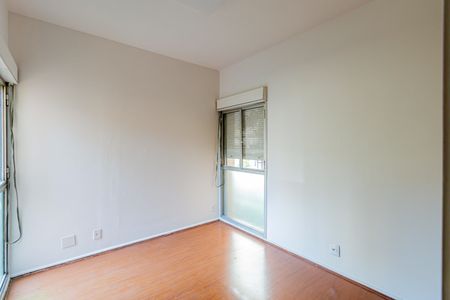 Apartamento à venda com 96m², 3 quartos e 2 vagas Apartamento à venda com 96m², 3 quartos e 2 vagasQuarto 01
