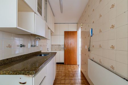 Apartamento à venda com 96m², 3 quartos e 2 vagas Apartamento à venda com 96m², 3 quartos e 2 vagasCozinha