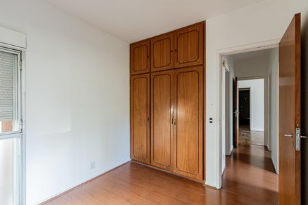 Apartamento à venda com 96m², 3 quartos e 2 vagas Apartamento à venda com 96m², 3 quartos e 2 vagasQuarto 01