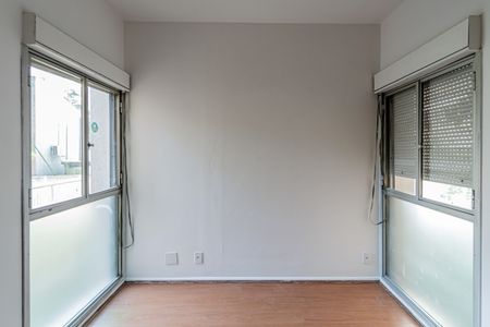 Apartamento à venda com 96m², 3 quartos e 2 vagas Apartamento à venda com 96m², 3 quartos e 2 vagasQuarto 01