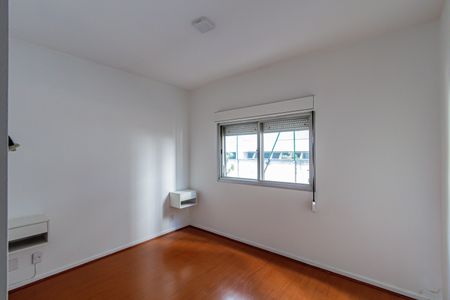 Apartamento à venda com 96m², 3 quartos e 2 vagas Apartamento à venda com 96m², 3 quartos e 2 vagasSuite
