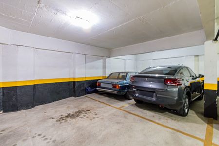 Apartamento à venda com 96m², 3 quartos e 2 vagas Apartamento à venda com 96m², 3 quartos e 2 vagasÁrea comum - Duas vagas