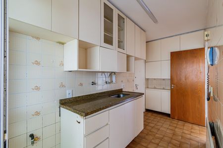 Apartamento à venda com 96m², 3 quartos e 2 vagas Apartamento à venda com 96m², 3 quartos e 2 vagasCozinha