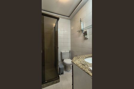Apartamento à venda com 145m², 4 quartos e 2 vagas Apartamento à venda com 145m², 4 quartos e 2 vagasBanheiro Social