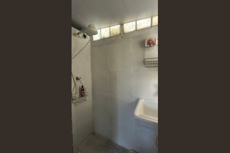 Apartamento à venda com 145m², 4 quartos e 2 vagas Apartamento à venda com 145m², 4 quartos e 2 vagasChuveiro