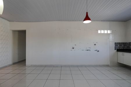 Casa para alugar com 100m², 2 quartos e 1 vagaSala