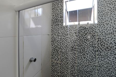 Casa para alugar com 100m², 2 quartos e 1 vagaBanheiro - Quarto 2 - Suíte