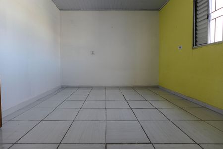 Casa para alugar com 100m², 2 quartos e 1 vagaQuarto 1