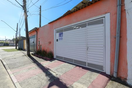 Casa para alugar com 100m², 2 quartos e 1 vagaFachada