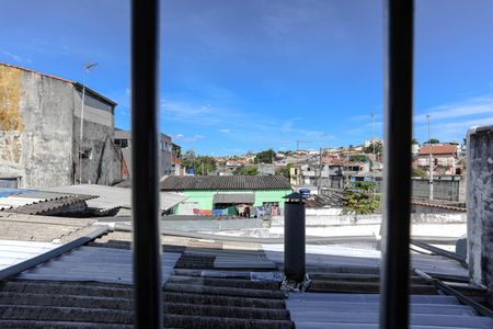 Vista - Cozinha de casa para alugar com 2 quartos, 100m² em Loteamento Municipal Bras Cubas, Mogi das Cruzes