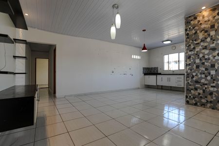 Sala de casa para alugar com 2 quartos, 100m² em Loteamento Municipal Bras Cubas, Mogi das Cruzes
