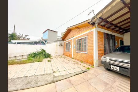 Casa para alugar com 70m², 2 quartos e 2 vagasFachada