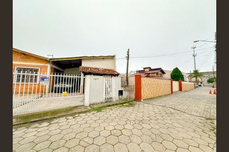 Casa para alugar com 70m², 2 quartos e 2 vagasVista da Rua