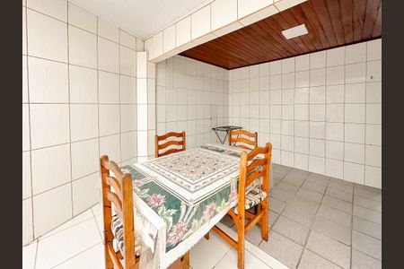 Casa para alugar com 70m², 2 quartos e 2 vagasSala de Jantar