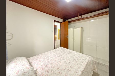Casa para alugar com 70m², 2 quartos e 2 vagasQuarto 2